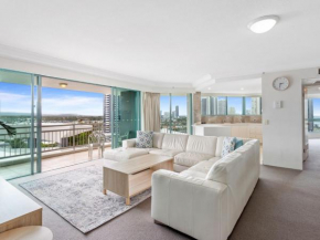 Crown Towers Superior 3 Bedroom Apartment
